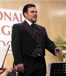 754. 011107. 36. El tenor Hans Ever Mogollón Rueda, ganador del Concurso de Cante.
