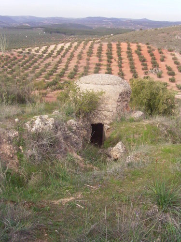 759. 150108. 40. Nido de ametralladora en Cerro de la Taberna. (Foto, R. Bermúdez).