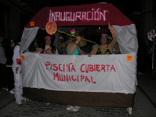 761. 150208. 50. Grupo Piscina cubierta Municipal. Carnaval, 2008.