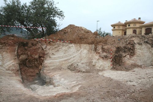 765. 150408. 25. Dos hornos romanos en la urbanización Los Almendros.