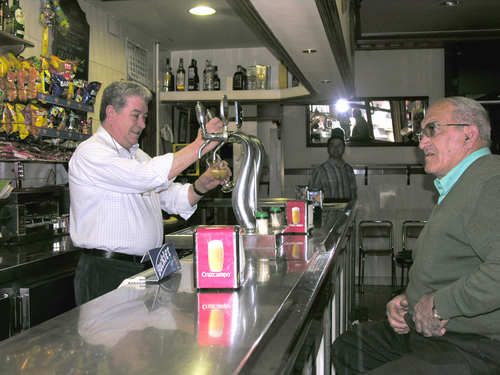 765. 150408. 56. El Bar Reyes cumple 50 años. (Foto, Manolo Osuna).