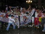 767. 150508. 32. 700 aficionados madridistas festejan el 31 título de liga del Real Madrid.