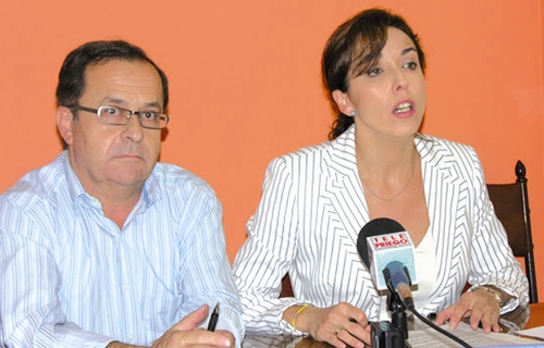785. 150209. 19. Miguel Forcada y María Luisa Ceballos, del P.P. (Guti).