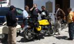 790. 010509. 38. Motocicletas antiguas de Baena visitan Priego.