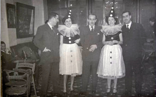 808. 010210. 23. Carnaval en el Casino a mediados del siglo XX. (Archivo, E. Alcalá).