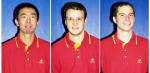 743. 150507. 24. Guo Keli, Carlos Machado y Peter Fazekas, del Cajasur, subcampeón de la Superdivisión de tenis de mesa.