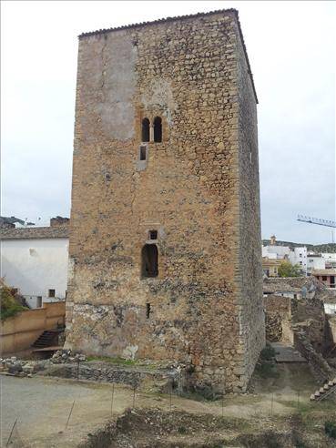 Torre del homenaje del castillo de Priego.